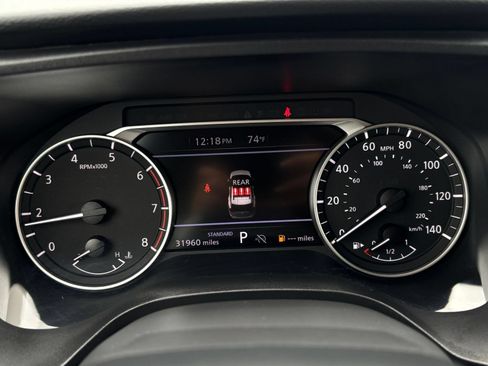 Used 2025 Nissan Rogue SV FWD image 42