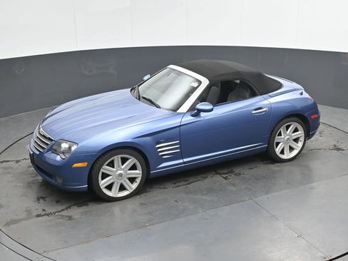 Used 2005 Chrysler Crossfire Limited RWD image 25