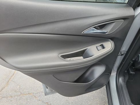Used 2025 Buick Encore GX Preferred FWD image 16
