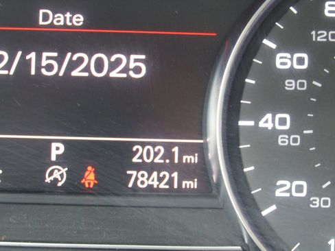 Used 2015 Audi A8 L 4.0T w/ Premium Package image 37