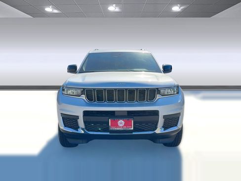 New 2025 Jeep Grand Cherokee L Laredo w/ Luxury Tech Group I image 5