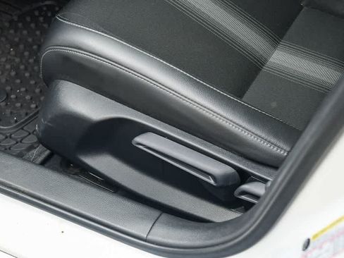 Used 2024 Honda Civic Sport image 28