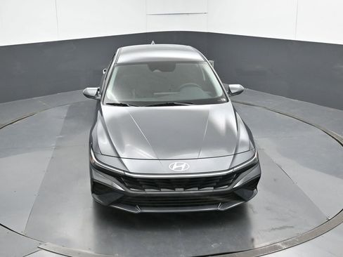 New 2026 Hyundai Elantra SE image 24