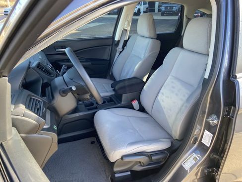 Used 2016 Honda CR-V LX image 17