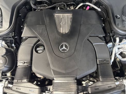 Used 2017 Mercedes-Benz E 400 4MATIC Wagon image 59