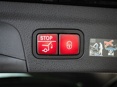 Certified 2025 Mercedes-Benz GLE 450 GLE 450 image 20