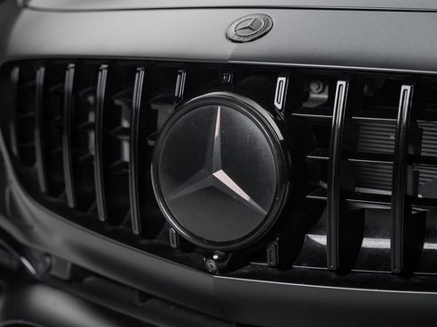 Used 2019 Mercedes-Benz E 63 AMG S image 5
