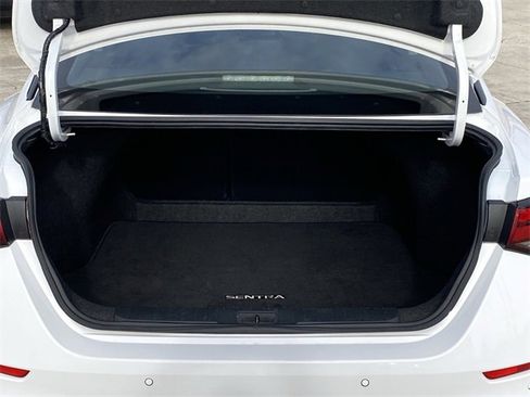 Used 2024 Nissan Sentra SV image 30