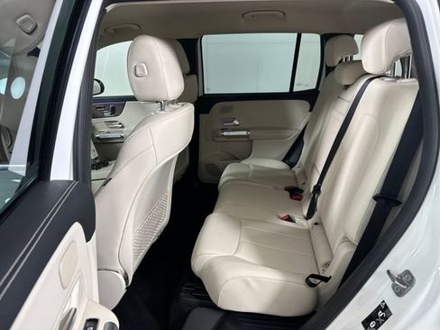 Used 2023 Mercedes-Benz EQB 300 4MATIC w/ Exclusive Package image 24