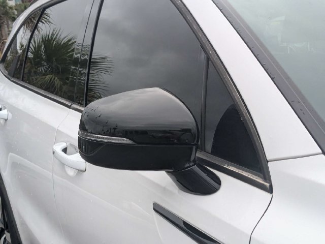 Used 2023 Kia Sorento EX w/ Panoramic Sunroof Package FWD image 10