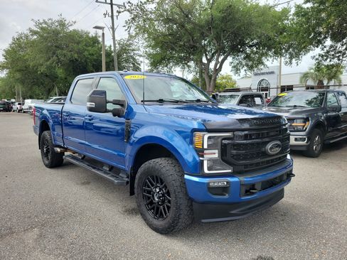 Used 2022 Ford F250 Lariat w/ Black Appearance Package AWD/4WD image 2
