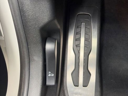 Used 2021 BMW M550i xDrive AWD/4WD image 14