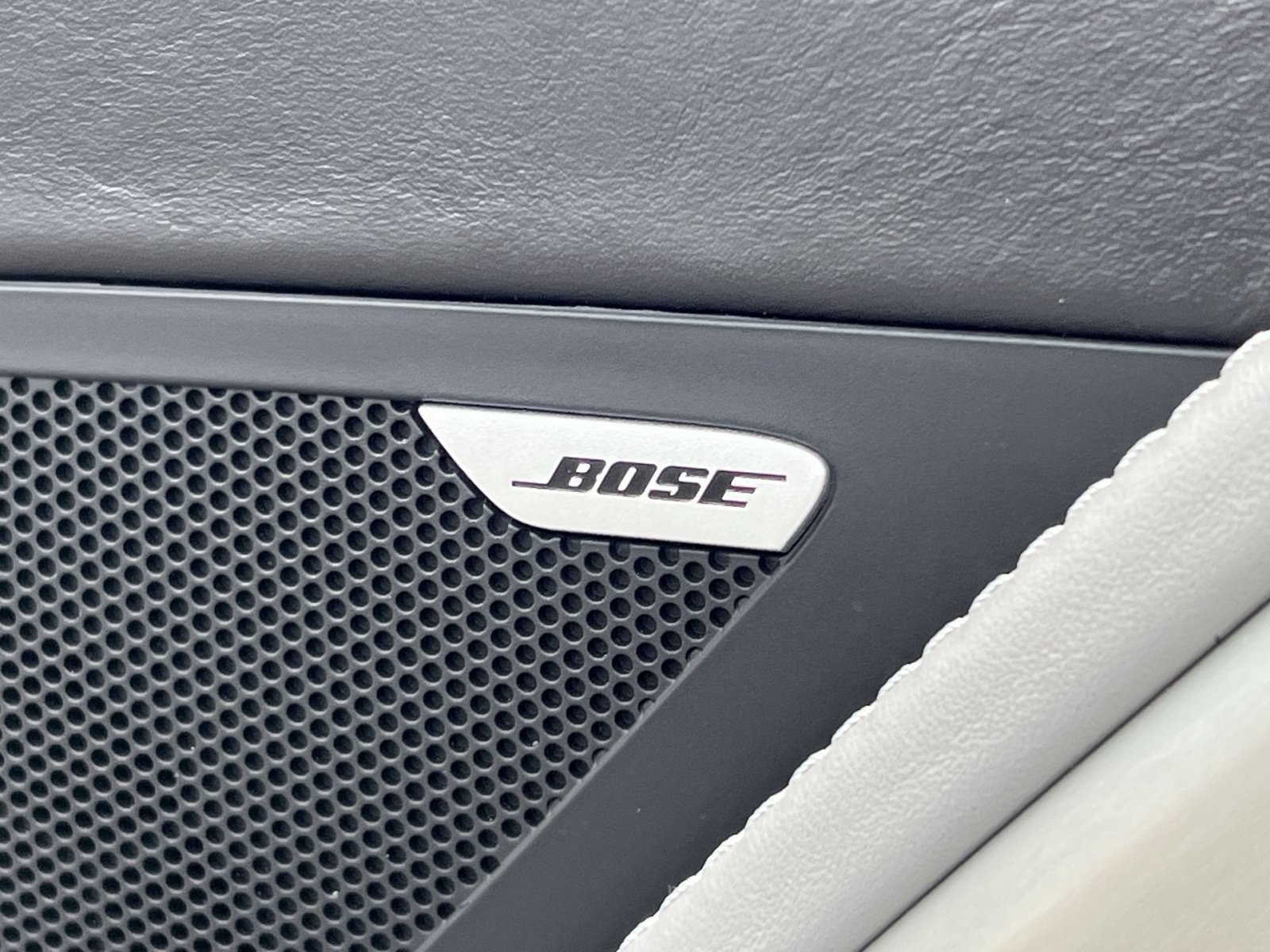 Used 2018 Chevrolet Corvette Grand Sport RWD image 39