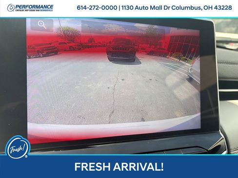 Used 2025 Jeep Compass Limited image 24