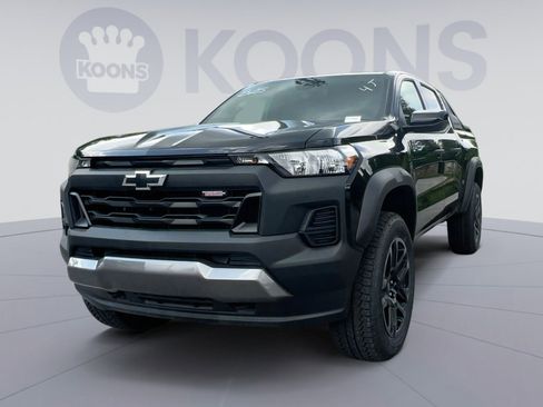 New 2025 Chevrolet Colorado Trail Boss w/ Midnight Edition image 1