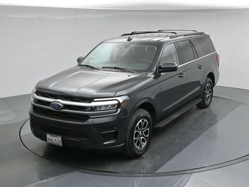 Used 2024 Ford Expedition Max XLT image 40