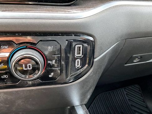Used 2024 Chevrolet Silverado 1500 LTZ w/ Technology Package RWD image 17