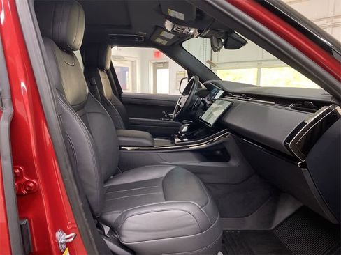 Used 2024 Land Rover Range Rover Sport Dynamic SE image 19