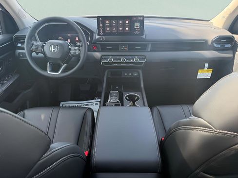 New 2026 Honda Pilot Touring image 16