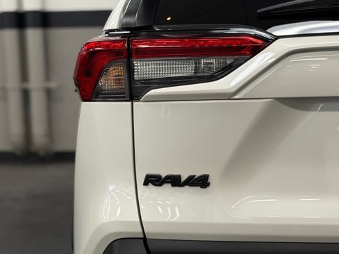 Used 2022 Toyota RAV4 XLE Premium AWD/4WD image 14