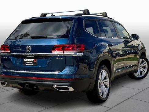 Used 2023 Volkswagen Atlas SE w/ Panoramic Sunroof Package AWD/4WD image 13