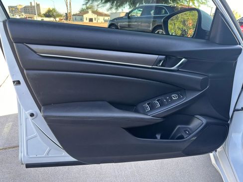 Used 2019 Honda Accord LX image 16