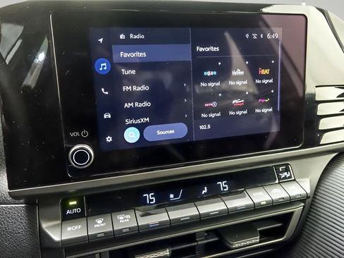 Certified 2025 Toyota Camry SE image 14