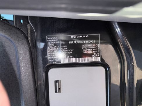 Used 2018 Mercedes-Benz Sprinter 2500 image 25