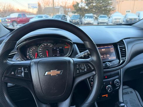 Used 2021 Chevrolet Trax LS w/ Tint and Cruise Package image 22