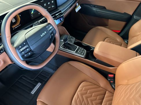 New 2026 Kia Sportage X-Line w/ X-Line Premium Package AWD/4WD image 11