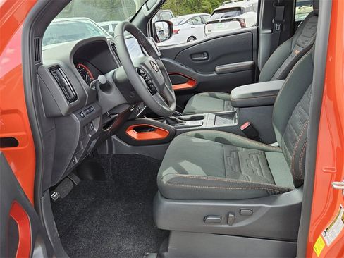 New 2026 Nissan Frontier PRO-4X w/ Pro-4x Convenience Package image 3