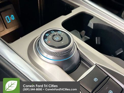 Used 2020 Ford Explorer XLT w/ Equipment Group 202A image 10