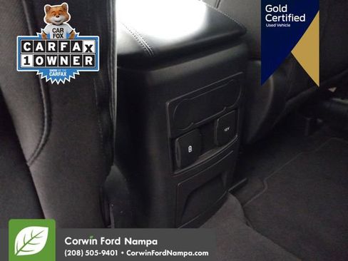 Certified 2022 Ford Explorer XLT image 27