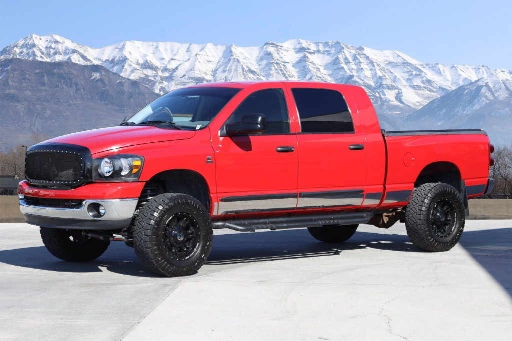 Used 2008 Dodge Ram 2500 Truck SXT w/ Protection Group AWD/4WD image 2