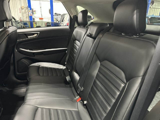Certified 2020 Ford Edge SEL w/ Convenience Package FWD image 31