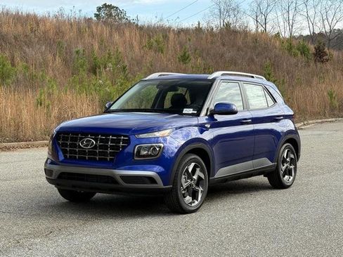 New 2026 Hyundai Venue SEL image 2