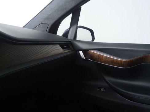 Used 2021 Tesla Model X Long Range image 25