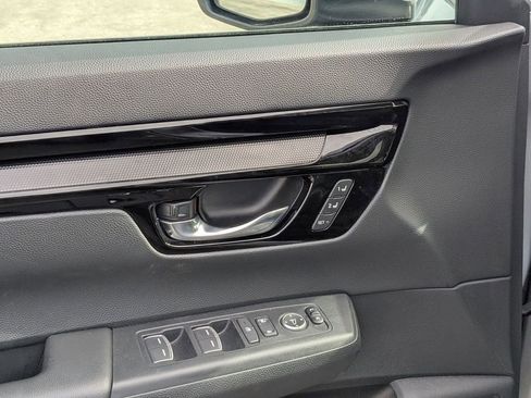 Used 2025 Honda CR-V EX-L image 13
