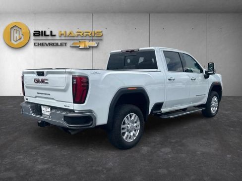 Used 2024 GMC Sierra 2500 SLT w/ SLT Premium Package AWD/4WD image 5