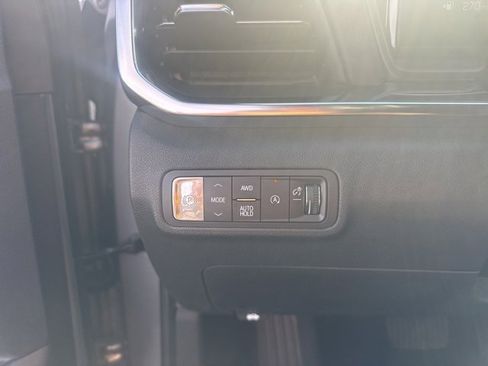 Used 2025 GMC Terrain Elevation image 14