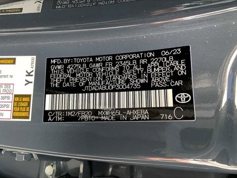 Used 2023 Toyota Prius LE AWD/4WD image 33