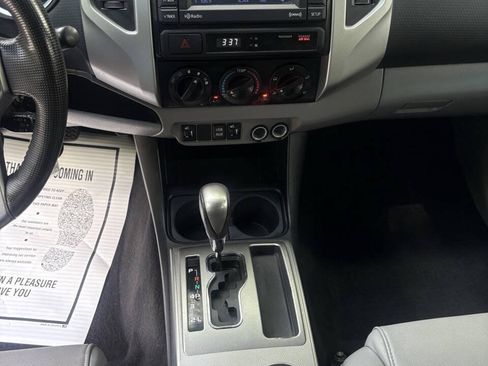 Used 2013 Toyota Tacoma PreRunner w/ Limited Pkg RWD image 27