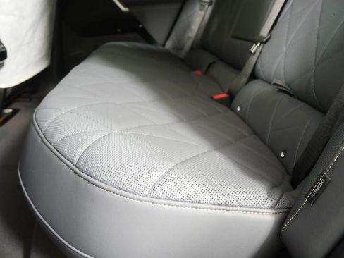 New 2026 BMW iX xDrive60 w/ M Sport Package image 15