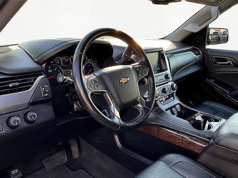 Used 2019 Chevrolet Tahoe LT image 14