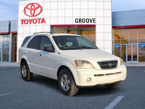 Used 2006 Kia Sorento 2WD image 8