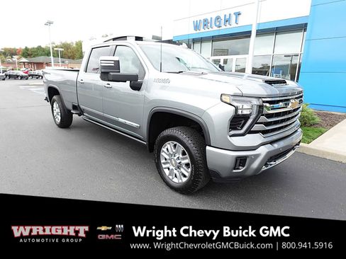 Used 2024 Chevrolet Silverado 2500 High Country image 1
