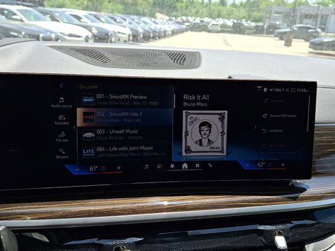 Used 2024 BMW X7 xDrive40i AWD/4WD image 18