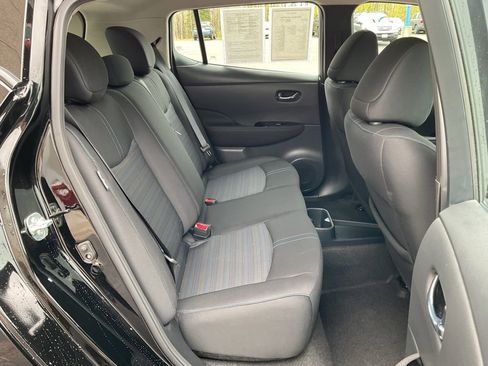 Used 2025 Nissan Leaf SV Plus FWD image 19