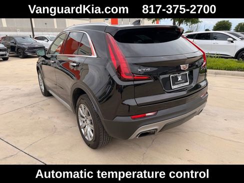 Used 2020 Cadillac XT4 Premium Luxury image 2