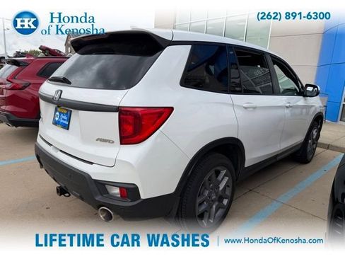 Used 2023 Honda Passport EX-L image 2